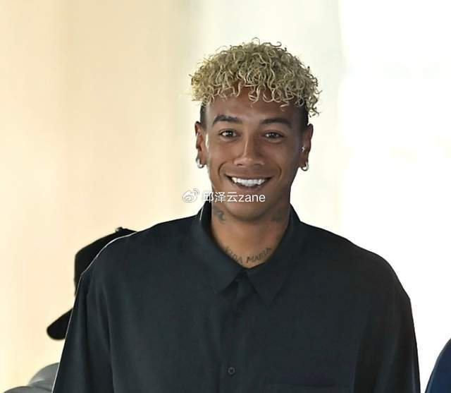 HuaTiHui-有钱了！中超最贵标王出炉：武汉三镇5年内第3次签下标王|卡迪斯|冬窗|尼古拉·斯坦丘|上海申花足球俱乐部|米格尔·阿齐兹_新浪体育_新浪新闻